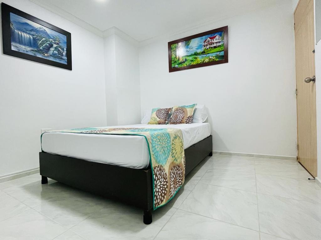 Hotel Eterna Primavera Medellín Extérieur photo