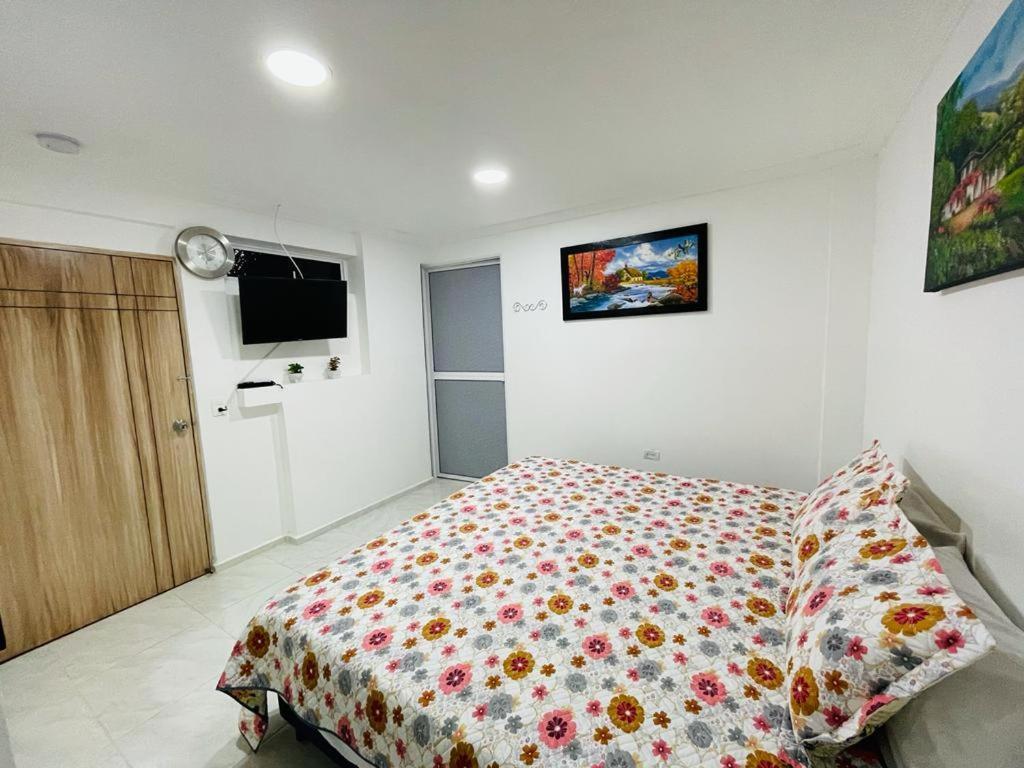 Hotel Eterna Primavera Medellín Extérieur photo
