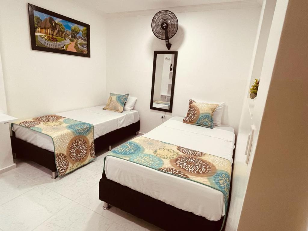 Hotel Eterna Primavera Medellín Extérieur photo