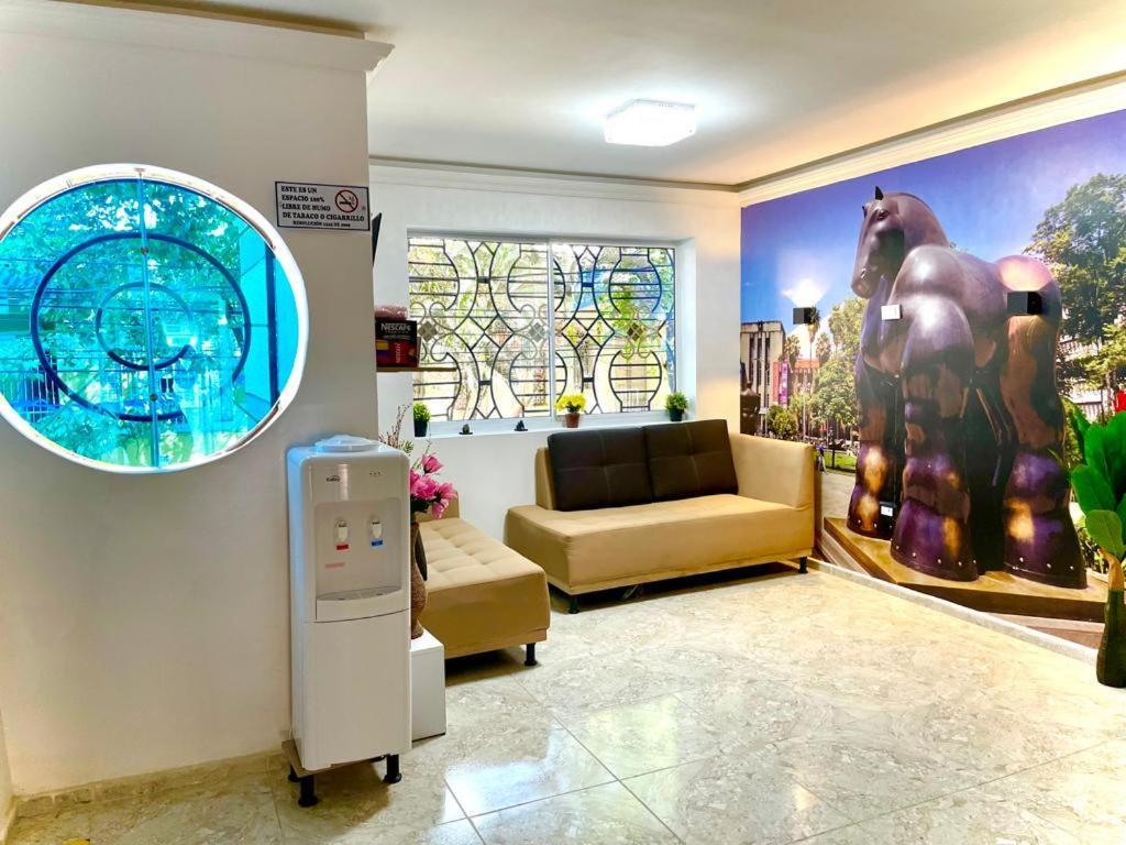 Hotel Eterna Primavera Medellín Extérieur photo