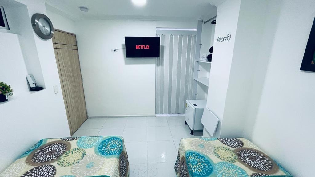 Hotel Eterna Primavera Medellín Extérieur photo