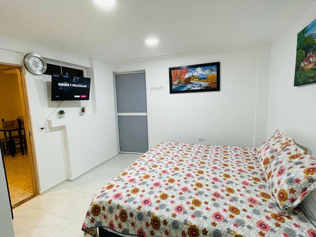 Hotel Eterna Primavera Medellín Extérieur photo