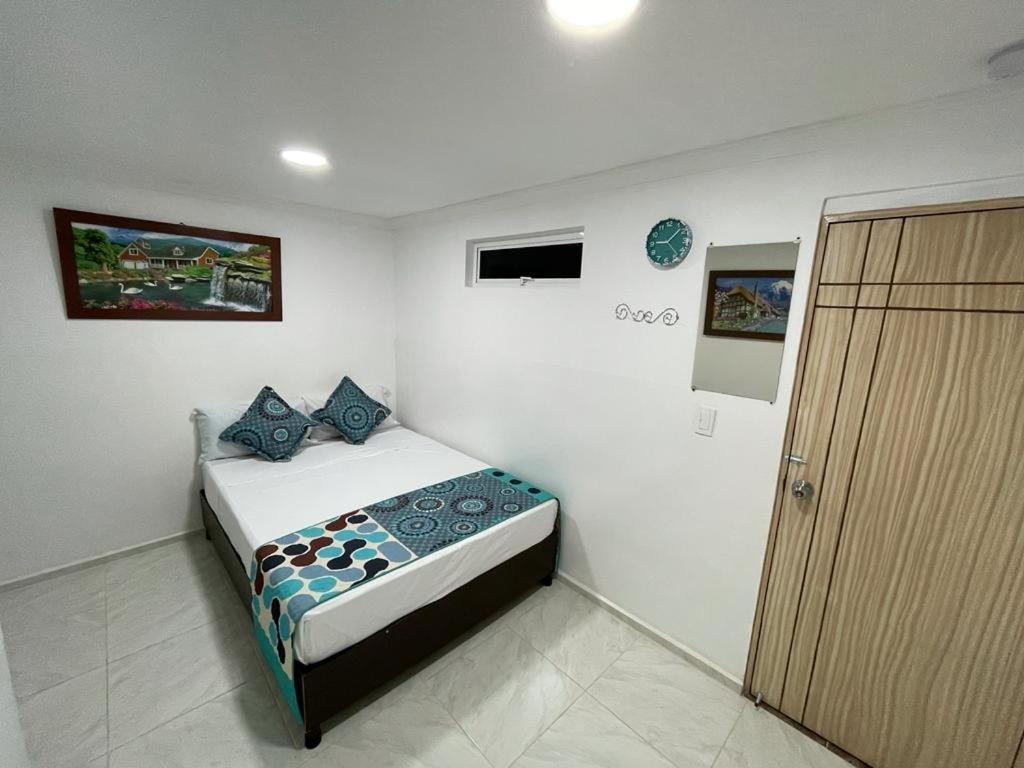 Hotel Eterna Primavera Medellín Extérieur photo