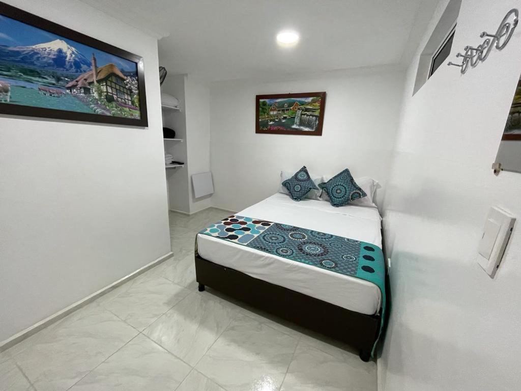 Hotel Eterna Primavera Medellín Extérieur photo