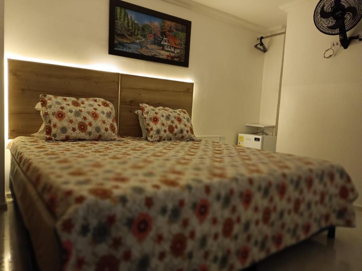 Hotel Eterna Primavera Medellín Extérieur photo