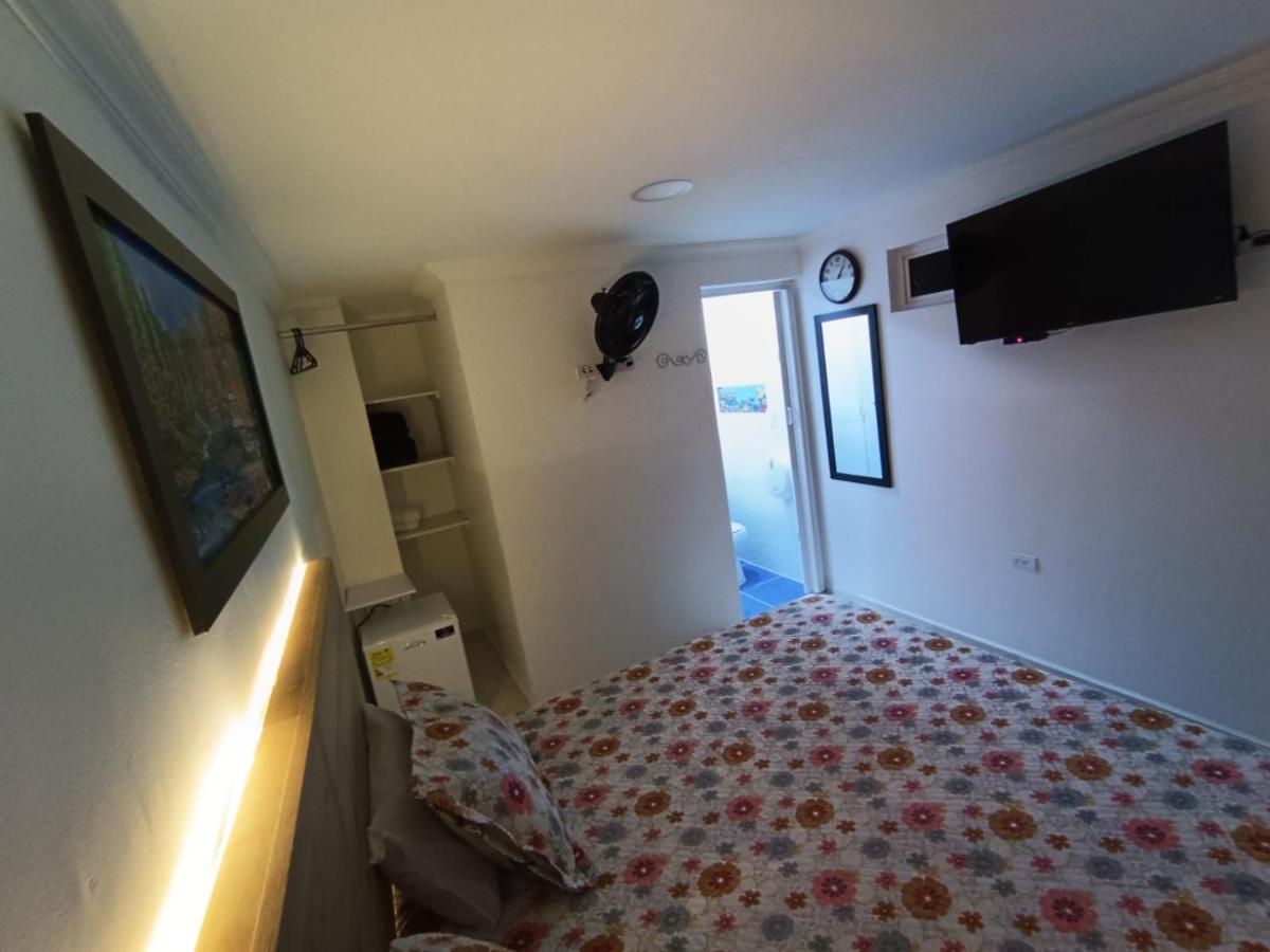 Hotel Eterna Primavera Medellín Extérieur photo